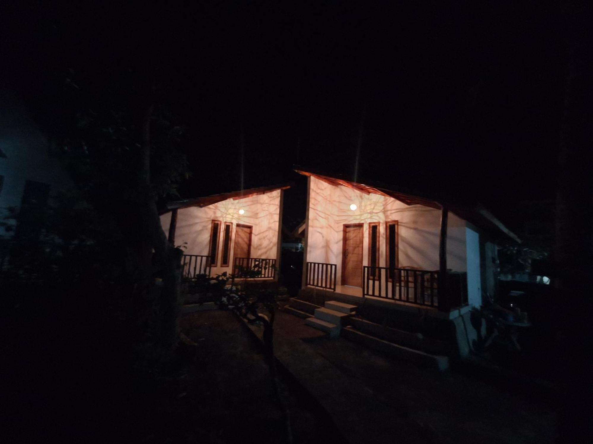 Toyapakeh Jingga Home Penida חדר תמונה